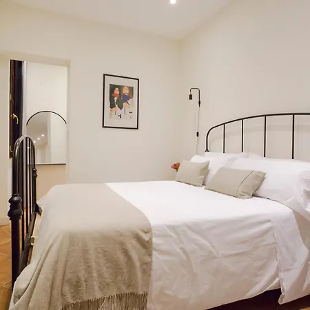 Apartament Puerta Del Camino 7 *