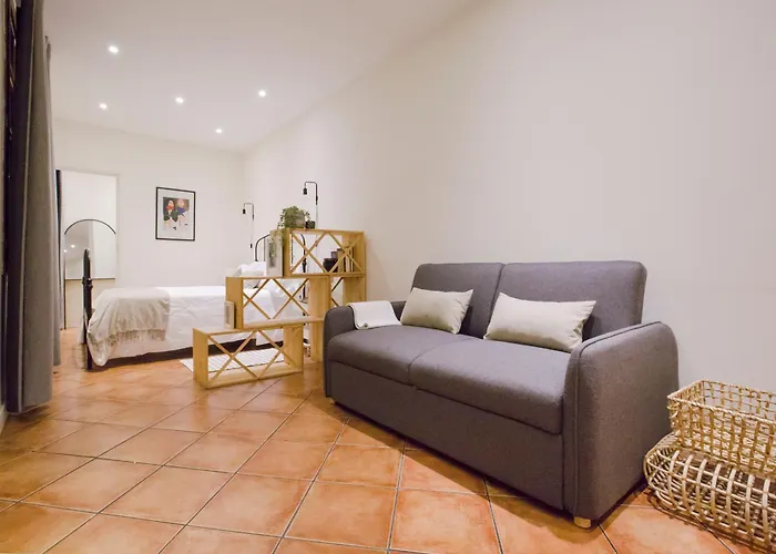 Puerta Del Camino 7 Apartment *