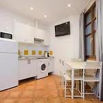 Puerta Del Camino 7 Apartment *