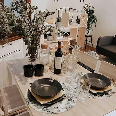 Puerta Del Camino 7 Apartment *