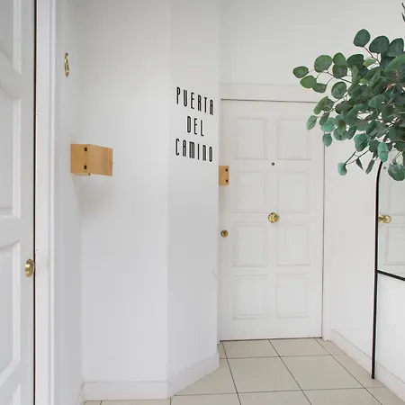 Apartament Puerta Del Camino 7 *